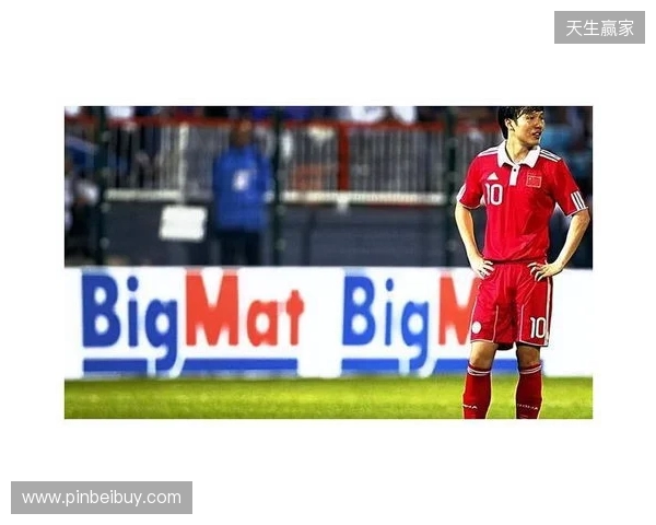 邓卓翔、常卫魏、闫毅等人参加2025武汉足球明星表演赛 邓卓翔、常卫魏、闫毅等人参加2025武汉足球明星表演赛