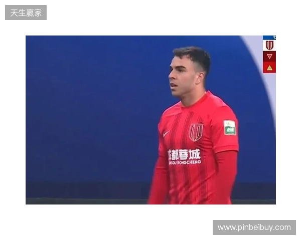 半场-成都蓉城暂0-0青岛海牛 罗慕洛、韦世豪中柱 韦林顿失良机